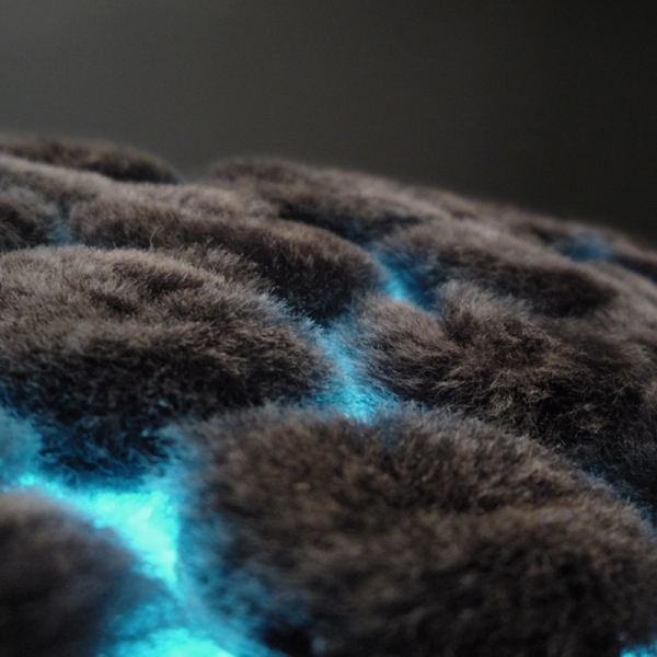 1_LuminousTextiles_09